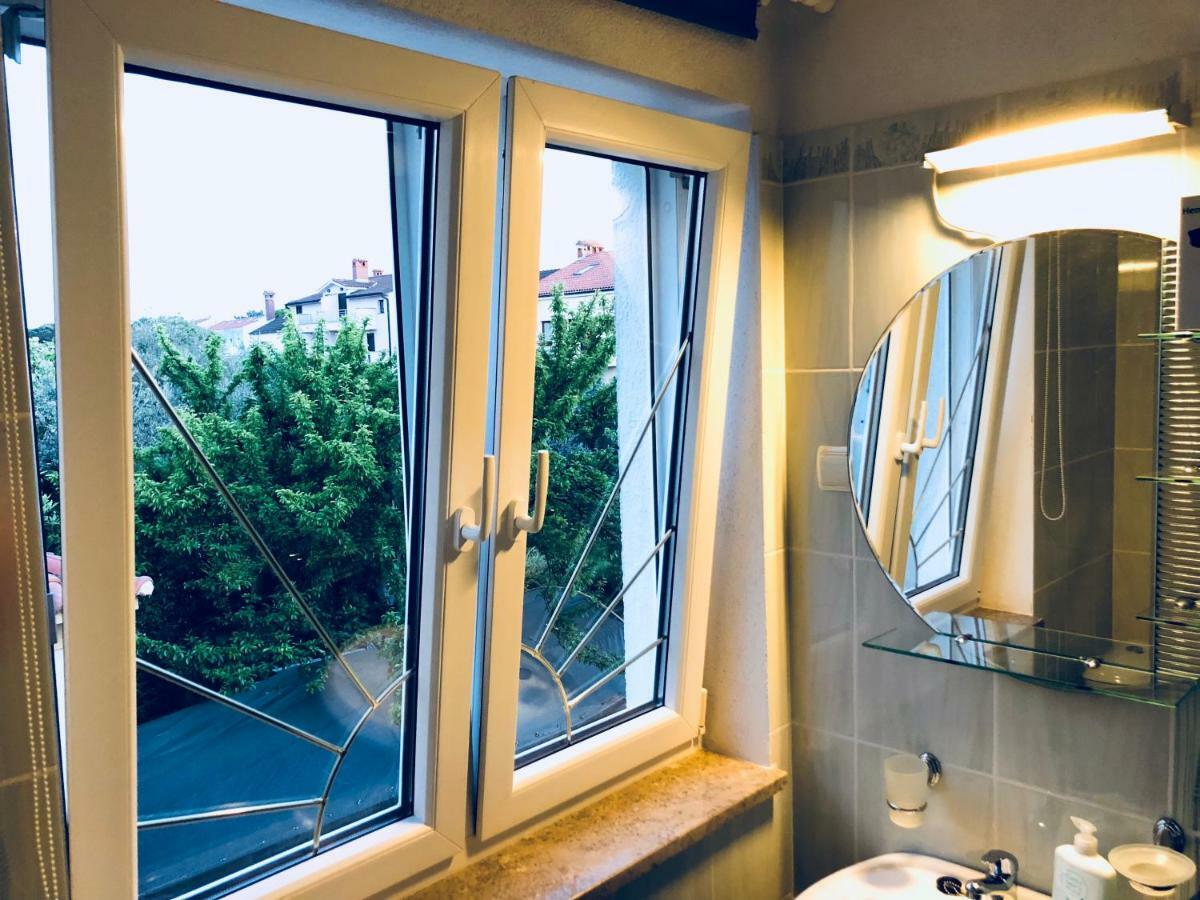Guest House Jadro ロヴィニ エクステリア 写真