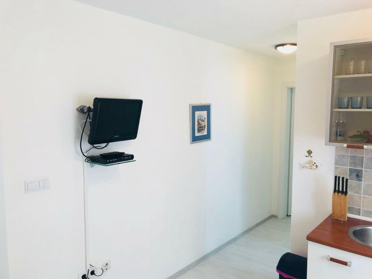 Guest House Jadro ロヴィニ エクステリア 写真
