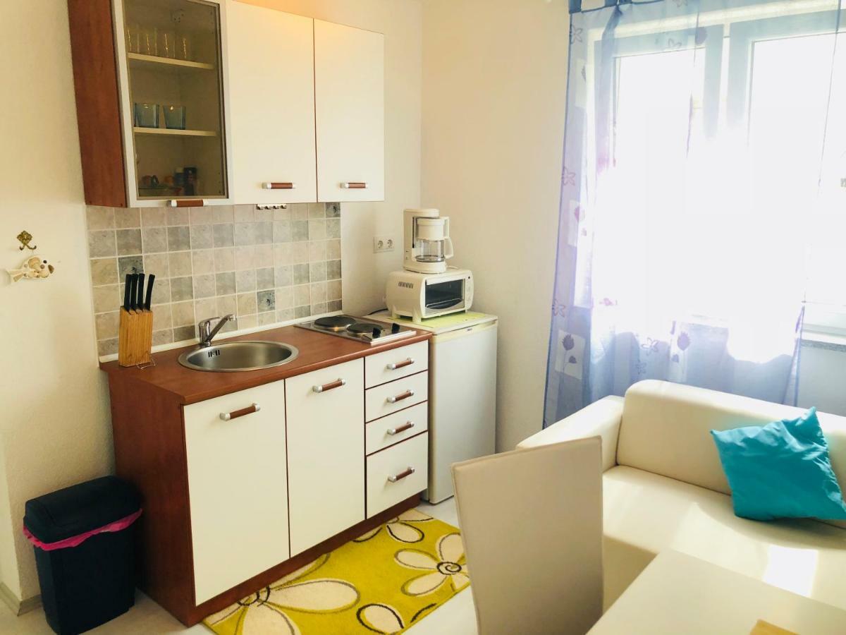 Guest House Jadro ロヴィニ エクステリア 写真